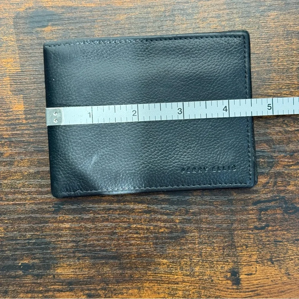 Perry Ellis Genuine Leather Bifold Wallet Black RFID Card Holder Men’s
